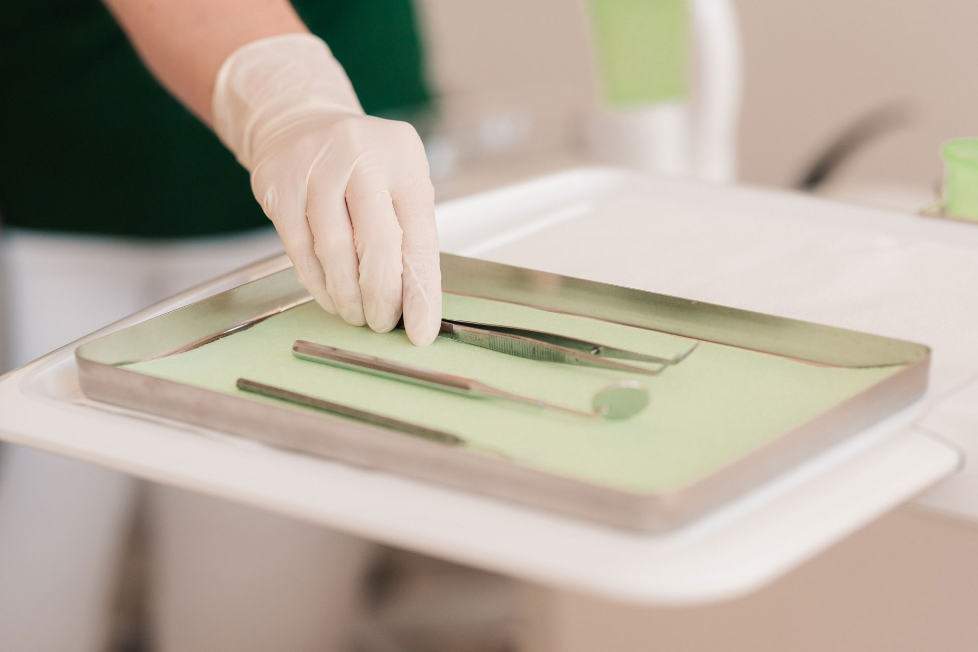 Dental-Instrumente zur Kronen- und Brückenversorgung